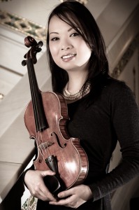 Ayako's head-shot at Chicago's Cultural Center